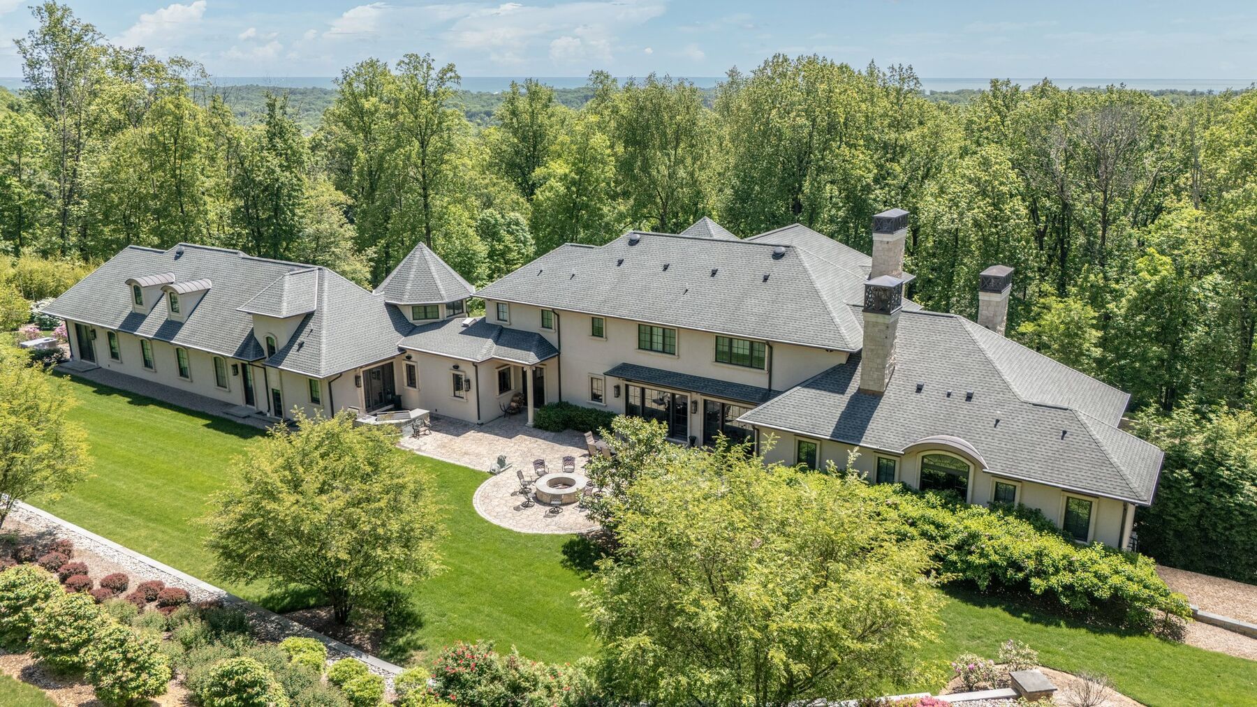 4 Mason Hill Road, Warren, NJ — aerial view of the rear grounds at The Somerset
